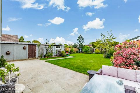 4 bedroom detached house for sale, Maldon Road, Tiptree