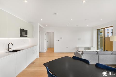 2 bedroom flat to rent, Capital Interchange Way Brentford TW8