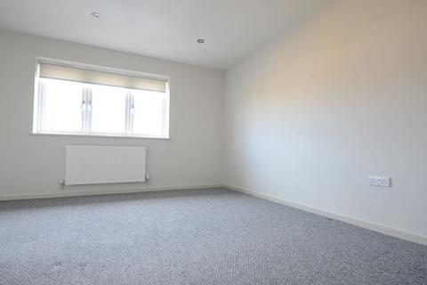 2 bedroom apartment to rent, Grove Court, Mortimer