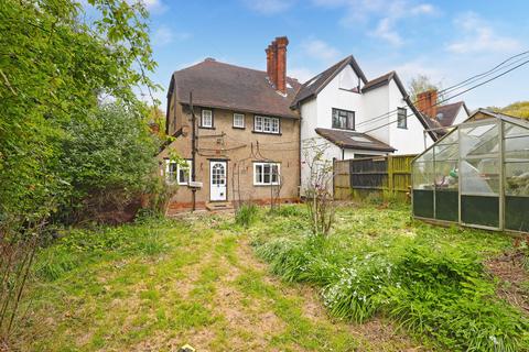 1 Crown Hill, Waltham Abbey, EN9 3TF