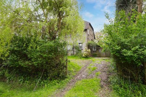 1 Crown Hill, Waltham Abbey, EN9 3TF