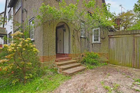 1 Crown Hill, Waltham Abbey, EN9 3TF