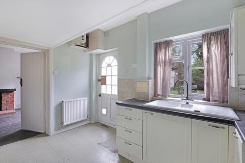 1 Crown Hill, Waltham Abbey, EN9 3TF