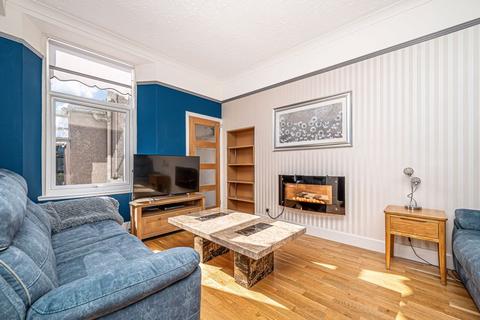 2 bedroom flat for sale, Victoria Road, Kirkcaldy