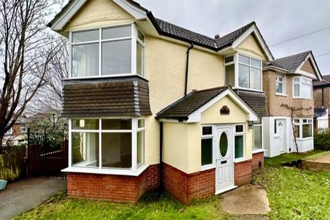 3 bedroom semi-detached house to rent, Cross Road, Bitterne, Southampton, SO19