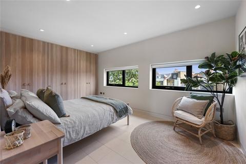 1 bedroom flat to rent, Oval Road, London, NW1
