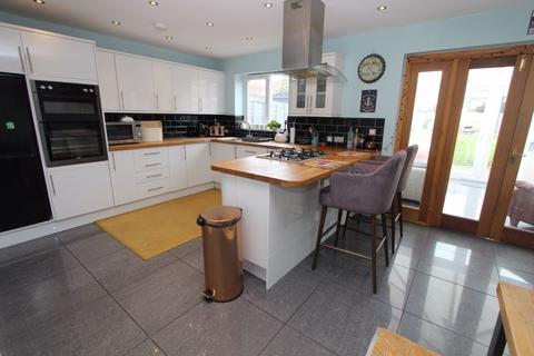 4 bedroom detached house for sale, Acres Road, Brierley Hill DY5