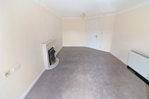1 bedroom apartment for sale, Darwin Court, Cliftonville CT9