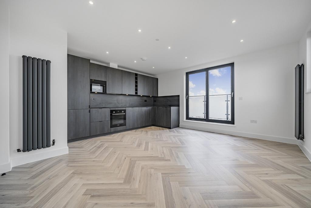 Trinity Place, Bexleyheath, Kent, DA6 1 bed apartment for sale £300,000