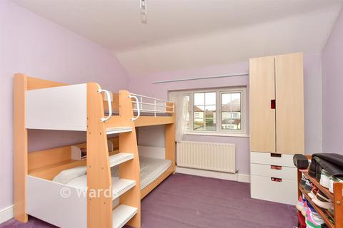 15 Orchard Road, Welling, DA16 1QG