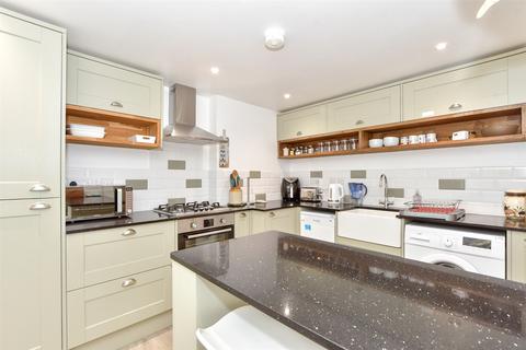 3 bedroom character property for sale, St. Catherine's Place, Ventnor, Isle of Wight