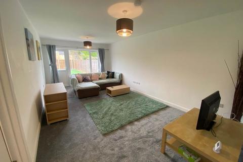 1 bedroom in a house share to rent, Lime Grove, Royston,