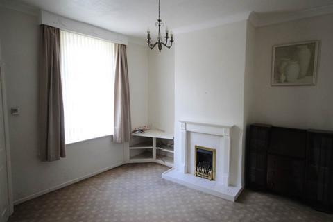 2 bedroom house to rent, Victoria Street, Cleckheaton,