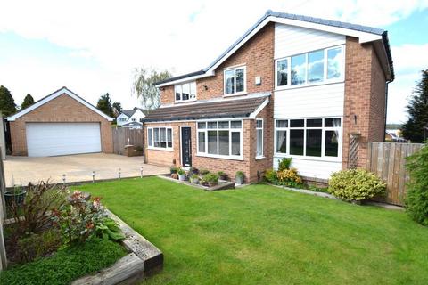 4 bedroom detached house for sale, Paddock Close, Staincross, Barnsley, S75 6LH