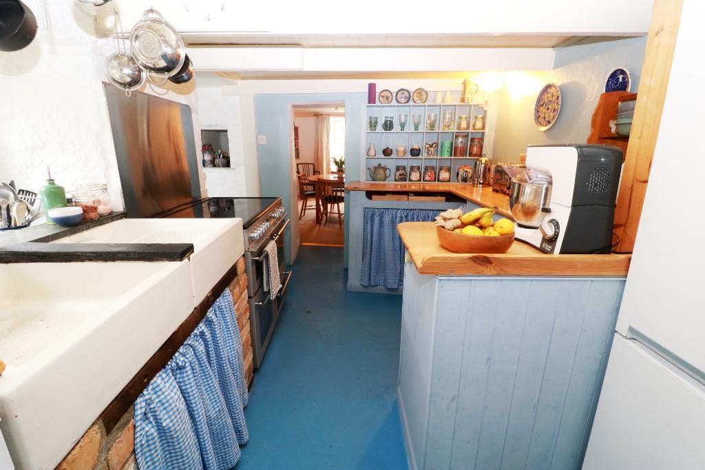 Wonderful cottage kitchen