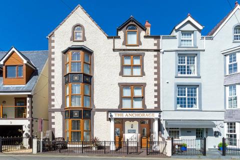 Amlwch - 6 bedroom apartment for sale