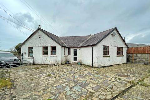 2 bedroom bungalow for sale, Llanllyfni, Caernarfon, Gwynedd, LL54