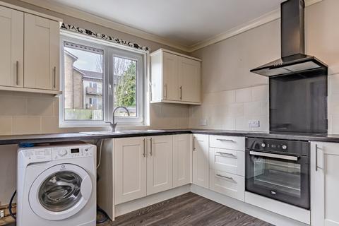 3 bedroom semi-detached house for sale, Wyvil Crescent, Ilkley, West Yorkshire, LS29