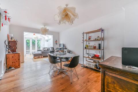 3 bedroom terraced house for sale, Iveley Road, Clapham Old Town, London, SW4