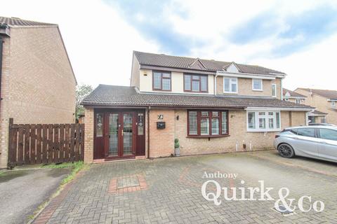 3 bedroom semi-detached house for sale, Robinson Close, Hornchurch, RM12