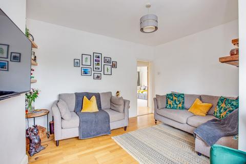 2 bedroom apartment for sale, Bridge Court, Bath Road, Taplow, SL6 0AS