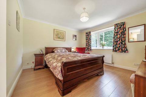 4 bedroom detached house for sale, Almond Close, Wokingham, Berkshire