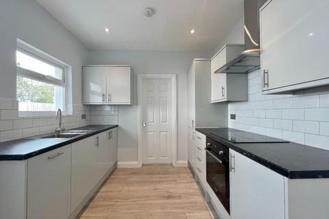 2 bedroom flat for sale, Colson Road, Croydon, CR0