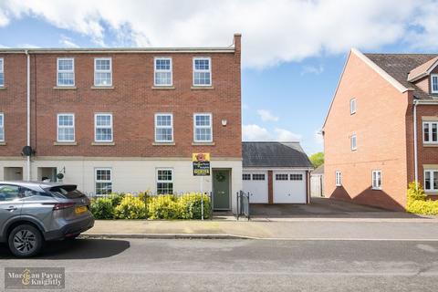 4 bedroom semi-detached house for sale, Donnington, Telford TF2