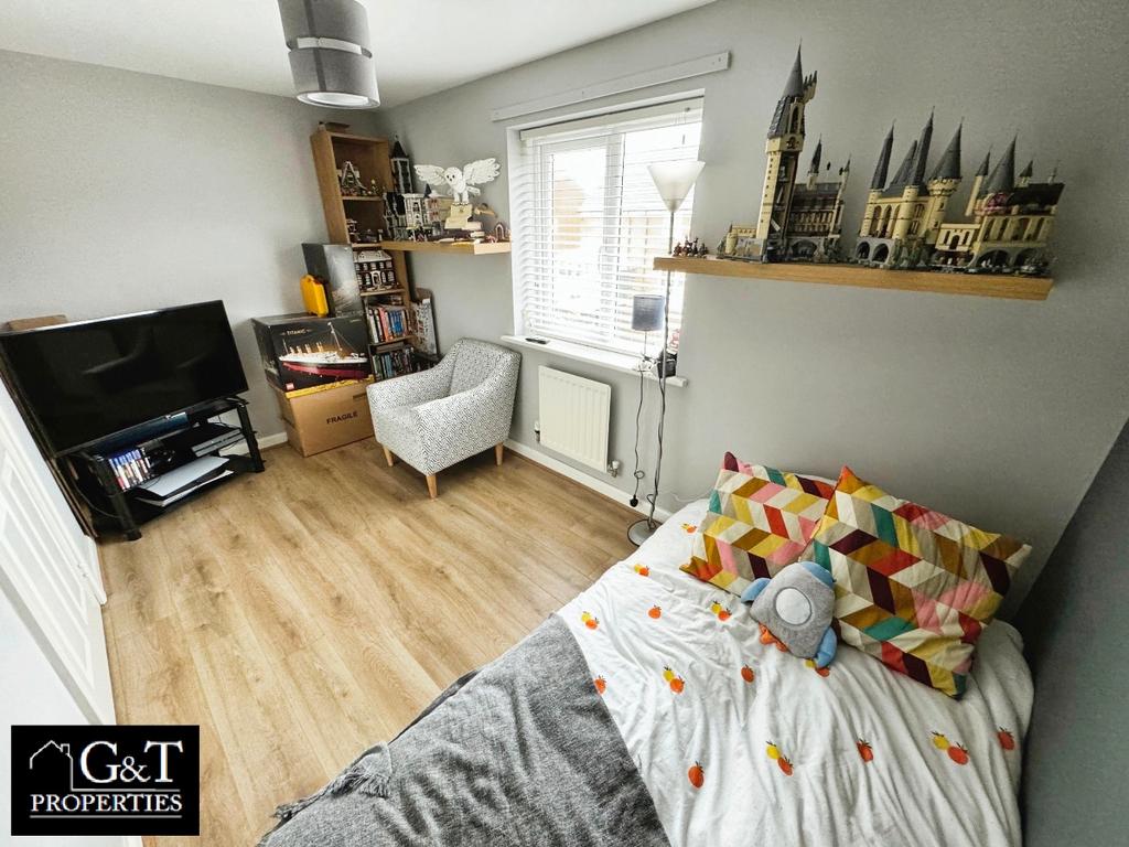 2nd Bedroom