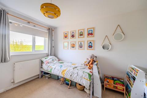 19 Barn Close, Seaford, BN25 3EW