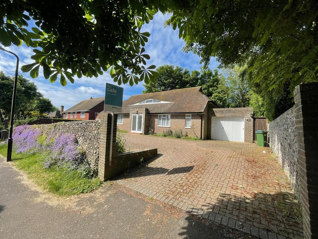 Blatchington Hill, Seaford 2 bed detached bungalow for sale £650,000