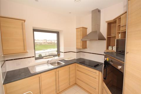 1 bedroom retirement property for sale, Eversley Court, Seaford