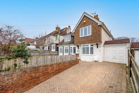 4 bedroom detached house for sale, Kedale Road, Seaford