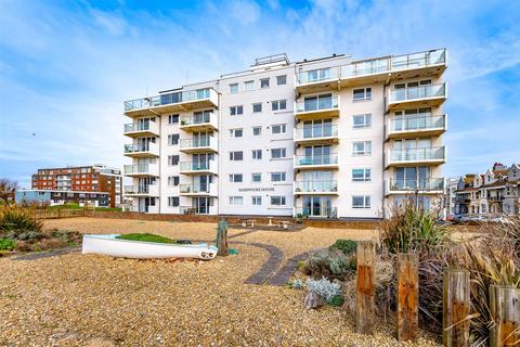 2 bedroom flat for sale, Esplanade, Seaford