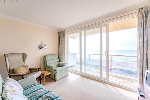 2 bedroom flat for sale, Esplanade, Seaford