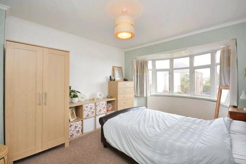9 Eden Mount, Leeds, LS4 2TD