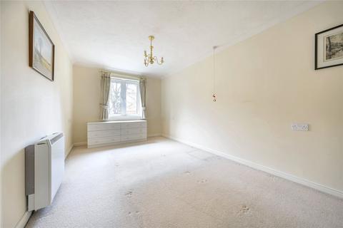 2 bedroom apartment for sale, St Edmunds Court, Roundhay, Leeds