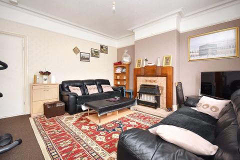 2 bedroom terraced house for sale, Lincoln Street, Wakefield, West Yorkshire