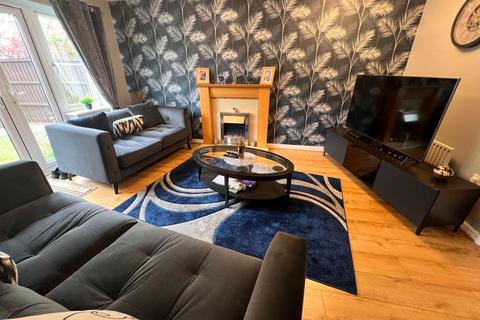 3 bedroom townhouse for sale, Spindle Tree Rise, Willenhall
