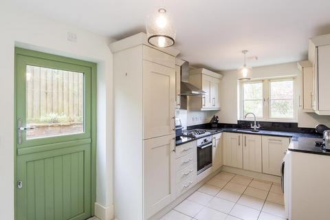 2 bedroom detached house for sale, Manor Farm Close, Tugby