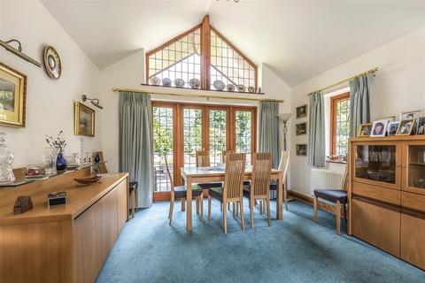 3 bedroom bungalow for sale, Off Ockham Road South, East Horsley