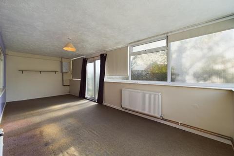 9 Bulstrode Avenue, Dereham, NR19 1EU