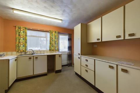 9 Bulstrode Avenue, Dereham, NR19 1EU
