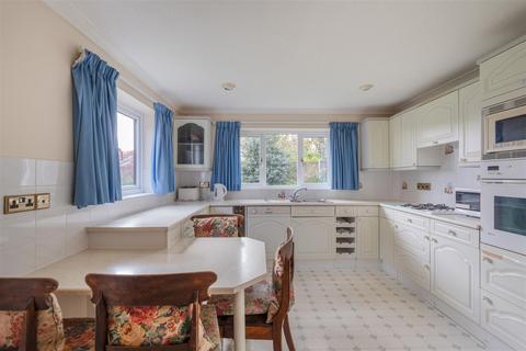 4 bedroom detached house for sale, Hardington Drive, Keynsham, Bristol