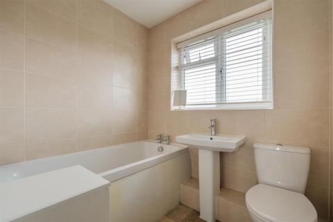 1c Millers Drive, Bristol, BS30 8XX