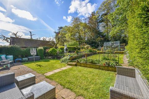 41 Bishops Way, Andover, SP10 3EH