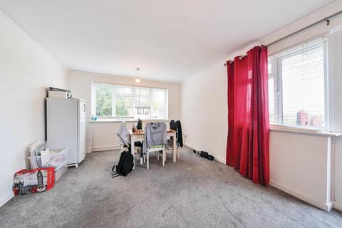 2 bedroom flat for sale, South Norwood Hill, London
