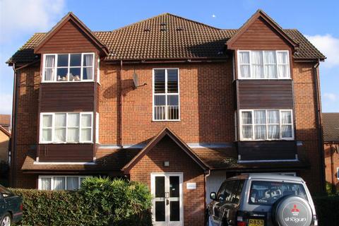 Studio to rent, Colwyn Green, Snowdon Drive, Colindale