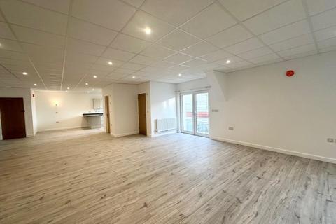 3 bedroom semi-detached house to rent, Sutton Valence Hill, Sutton Valence, Maidstone