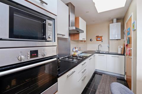 1 bedroom apartment for sale, Graystone Road, Tankerton, Whitstable